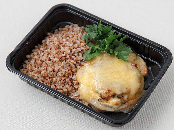 Gost Food - Эскалоп с грибами, греча рассыпчатая