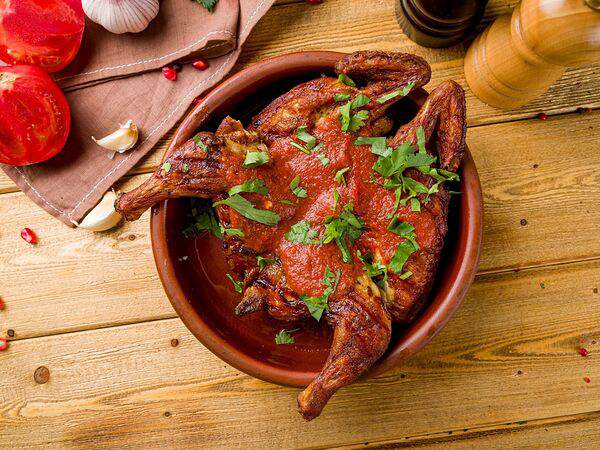 Хинкальная Ели Пили - Цыплёнок табака с аджикой