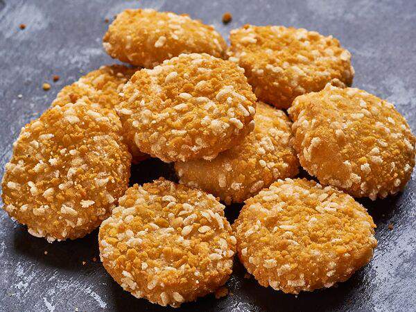 Crazy Brothers - Сырные монетки пикантные с кунжутом