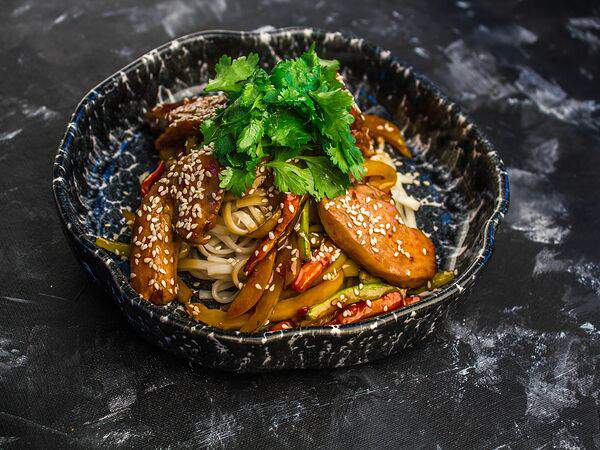 География - Вок Лапша с курицей