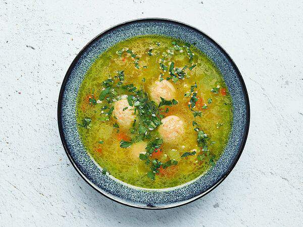 Ресторан Невидалия - Суп с фрикадельками