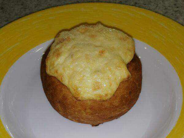 Столовая ложка - Жульен в булочке