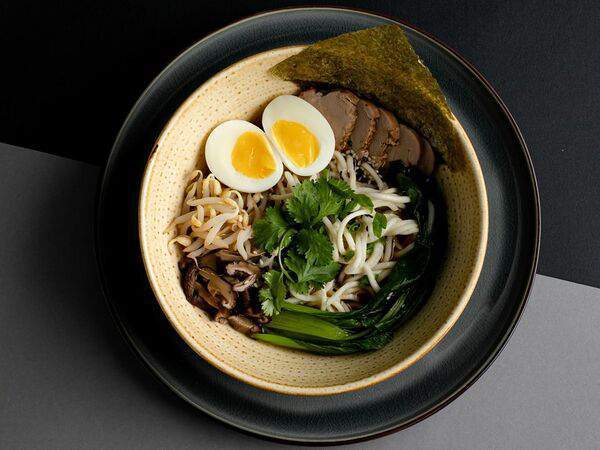 Maru - Рамен с запеченной свининой