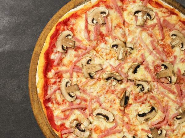 Kremlin - Пицца с ветчиной и грибами