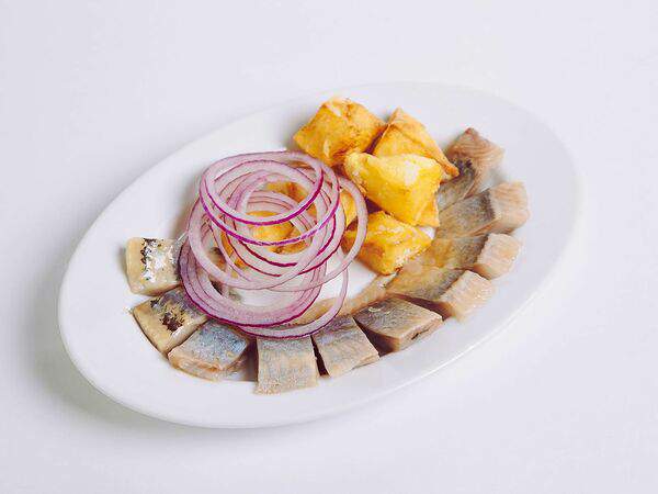 Траттория пицца - Слабосоленая сельдь