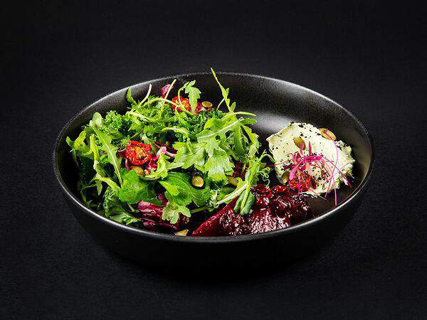 Fit appėtit - Салат с печеной свеклой и творожным сыром