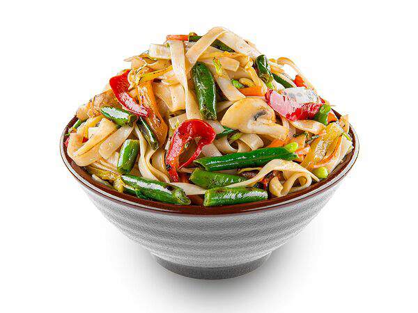 Белый рис - Удон с овощами в соево-чесночном соусе