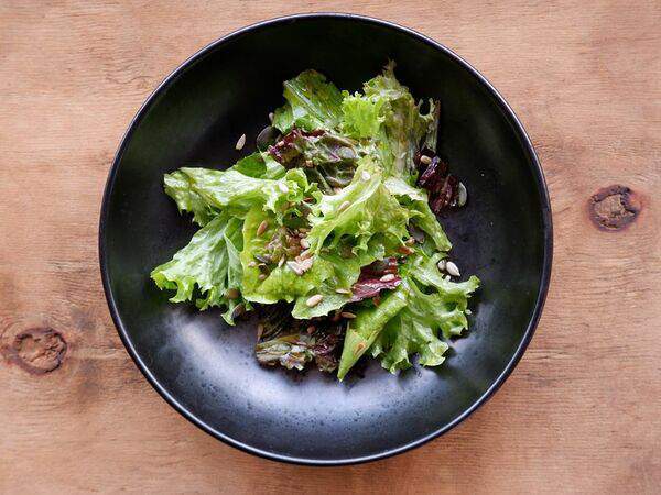 Мясной ресторан Скотина - Микс листьев салата