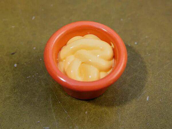 Burger and pizza 10 03 - Сырный