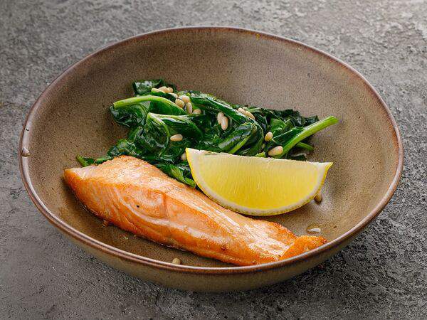 Стейк By Steak - Лосось со шпинатом