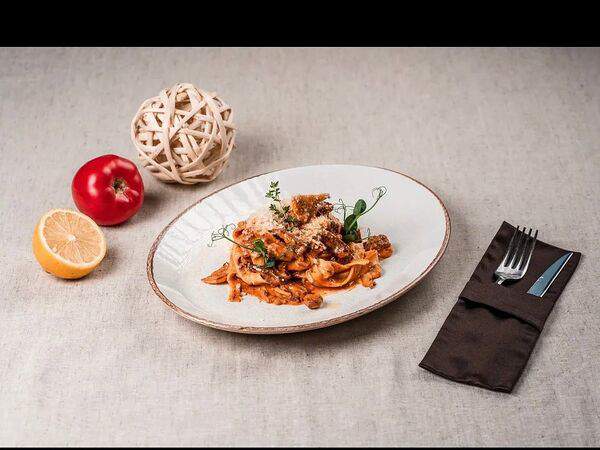 Adriano Leonardo - Феттуччине Болоньезе