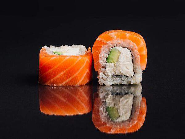 Fish & rice - Ролл Филадельфия с лососем