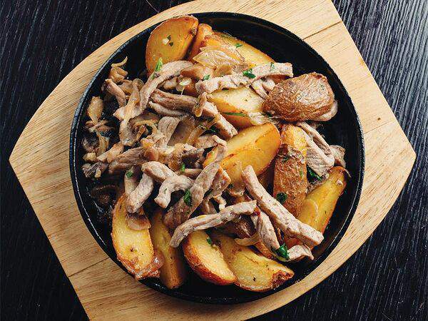 Harat's Irish Pub - Жарёха с мясом