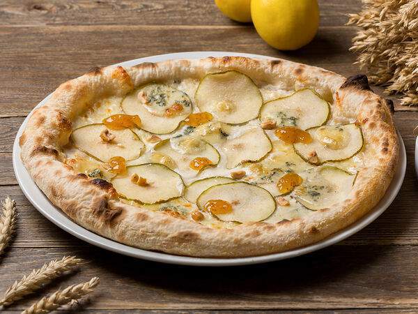 Donna Olivia - Пицца с грушей и горгонзоллой