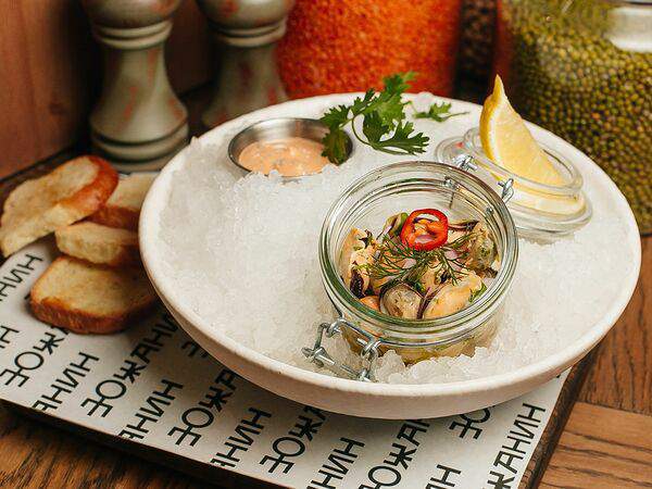 Южанин - Мидии с перечным соусом и тостами