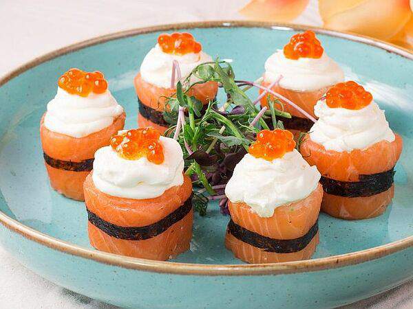 Луиджи - Сашими ролл Филадельфия Делюкс