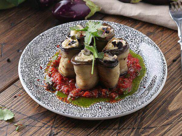 Lamadjo - Рулетики из баклажанов с сыром и чесноком