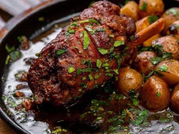 Сельпо - Cвинoй рябчик томленый в темном пиве. На гарнир - картофель Бэйби