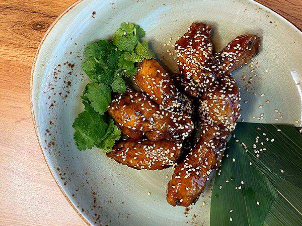 Кафе AZIAT - Крылья Тогараши