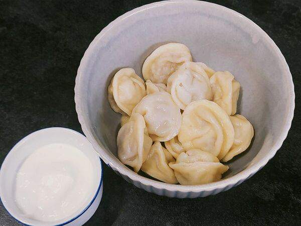 Чиполетти - Пельмени со сметаной