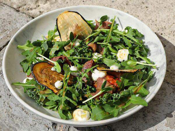 Technica - Салат с росбифом