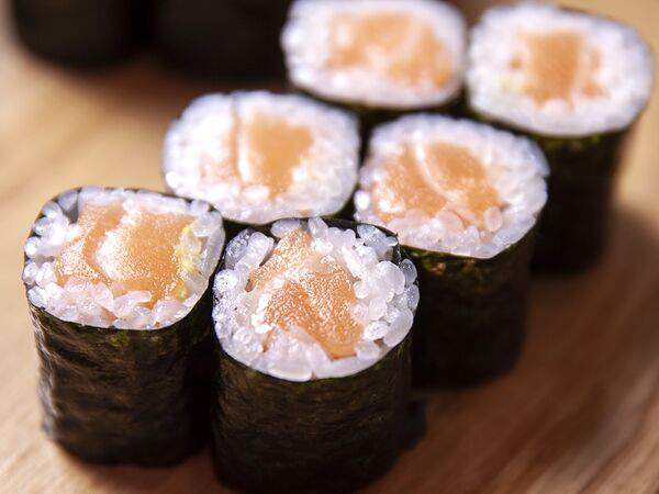 Shiba - Маки Лосось