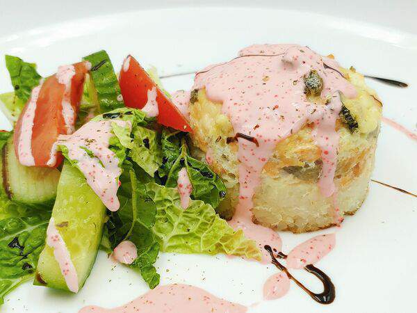 Дали - Семга, запеченная с сыром дорблю