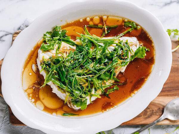 The Black Door - Филе окуня на пару по-кантонски