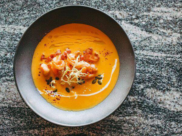 Novo. Ресторан современной русской кухни - Крем-суп из тыквы с креветками