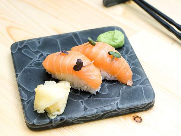 Ойши - Сяке нигири