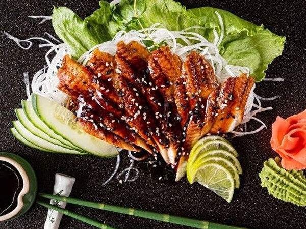 Art Sushi - Сашими с угрем