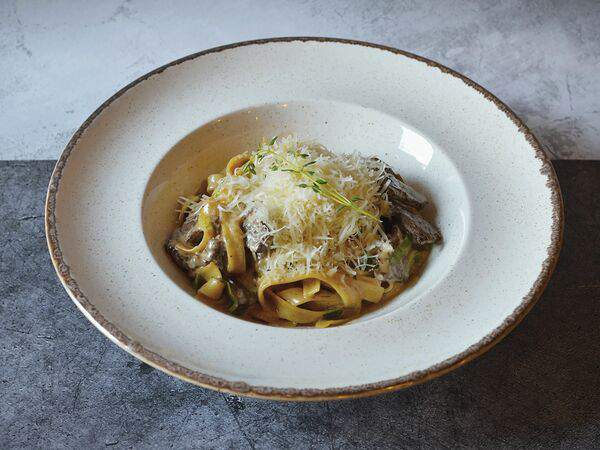 Сад On line - Феттуччине с телятиной и мясным соусом