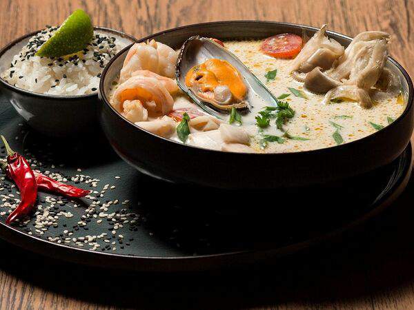 Maru - Том Кха Тхале с морепродуктами