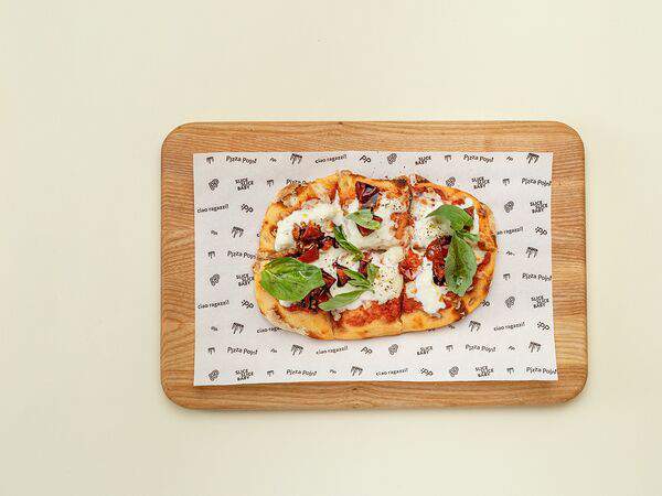 Pizza Point - Маленькая пицца Страчателла & Томаты