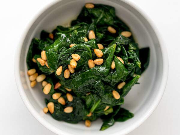 Причал - Шпинат с кедровыми орехами
