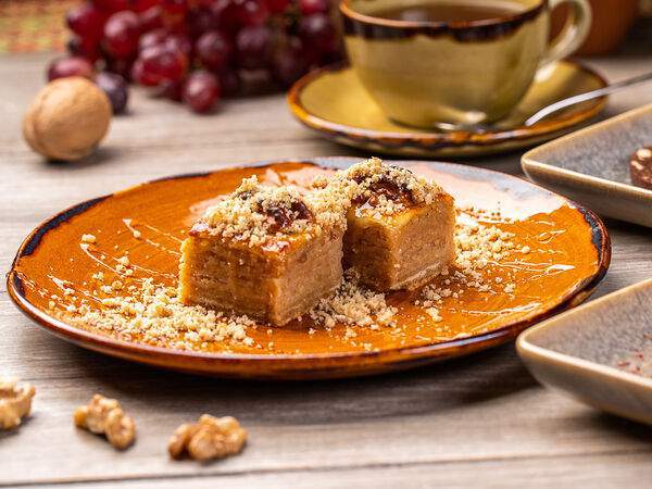 Грузинское кафе Ван Гоги - Пахлава