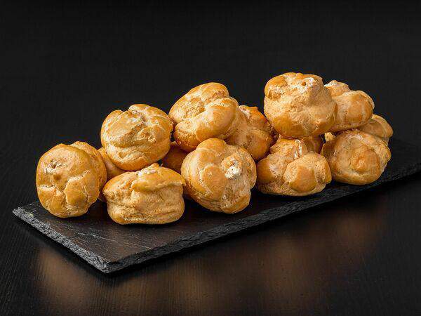 Пекарня Буханка - Профитроли с вареным сгущенным молоком