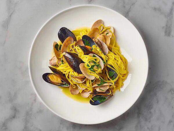 IL SOLO pizza & pasta - Спагетти с вонголе и мидиями