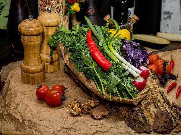 На дровах - Ассорти из свежей кубанской зелени