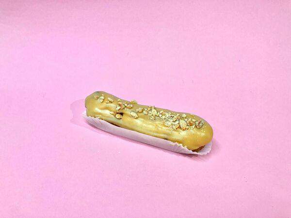 Creme cafe de Pastel - Эклер соленая карамель-арахис