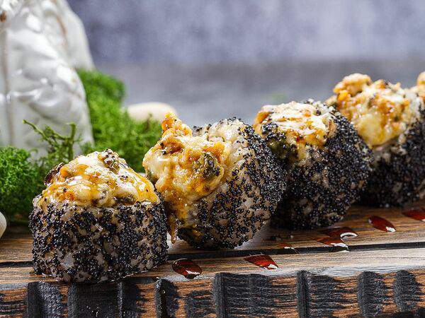 Duran Bar & Grill - Запеченный ролл с мидиями