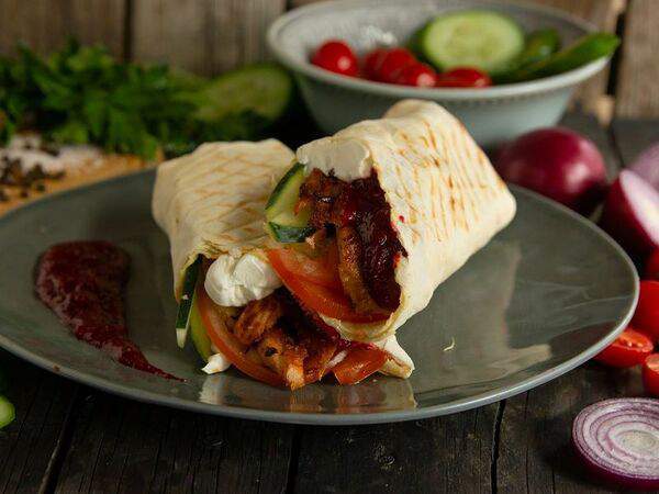 Шаверма №1 - Шаверма с клюквой и мягким сыром маленькая