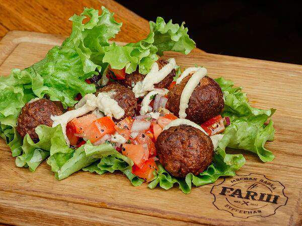 #FARШ - Бургер дочь мясника в листьях