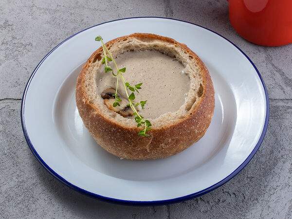 Кафе Кухня - Крем-суп грибной в зерновом хлебе