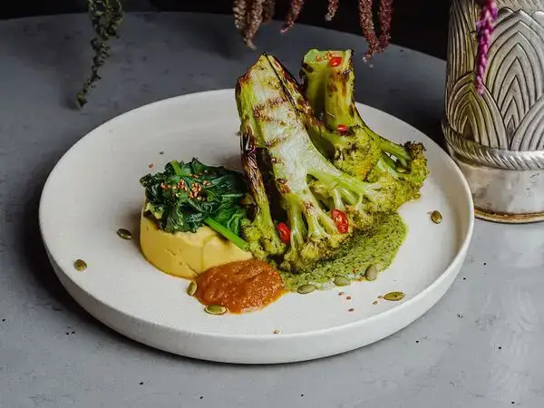 Томми Lee - Брокколи на гриле