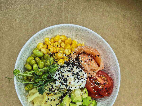 Шкаф - Поке с лососем