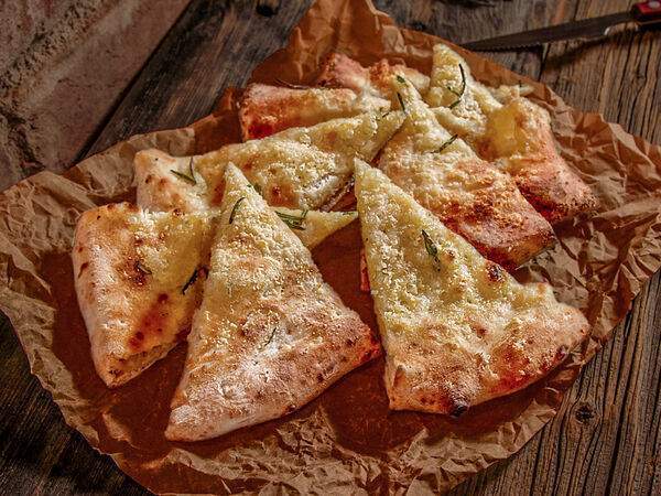 Mama Roma - Фокачча с розмарином