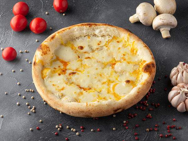 Empasta - Пицца Четыре сыра