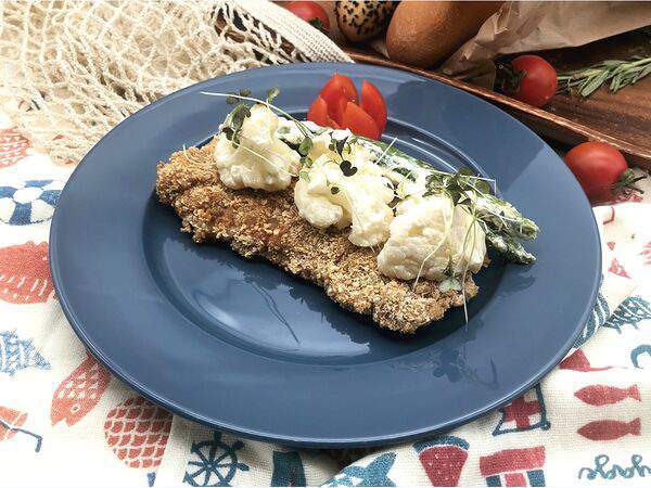 Кафе-пекарня Susser - Шницель с цветной капустой и спаржей