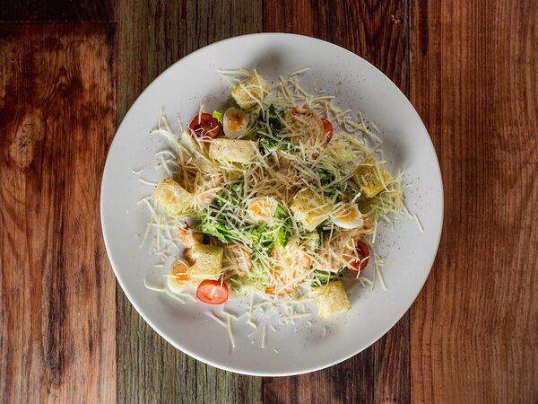 Mamma Mia - Салат Цезарь с курицей